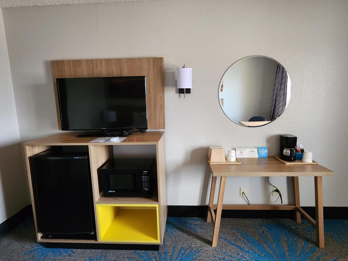 Days Inn By Wyndham Tucumcari Eksteriør billede